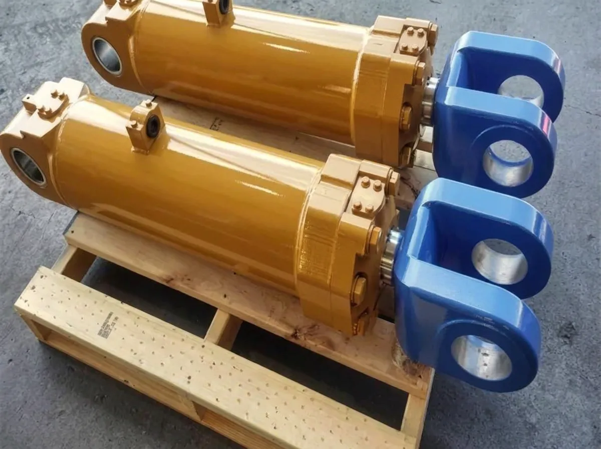 Cilindros hidráulicos fabricados pela RB, prontos para expedição